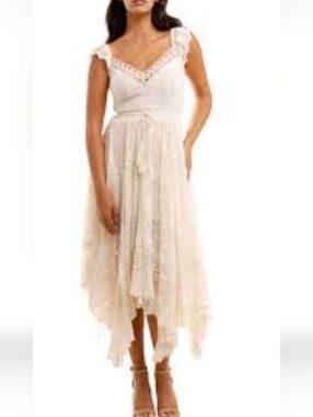 Found!!! Spell Le Gauze Lace Kercheif Dress